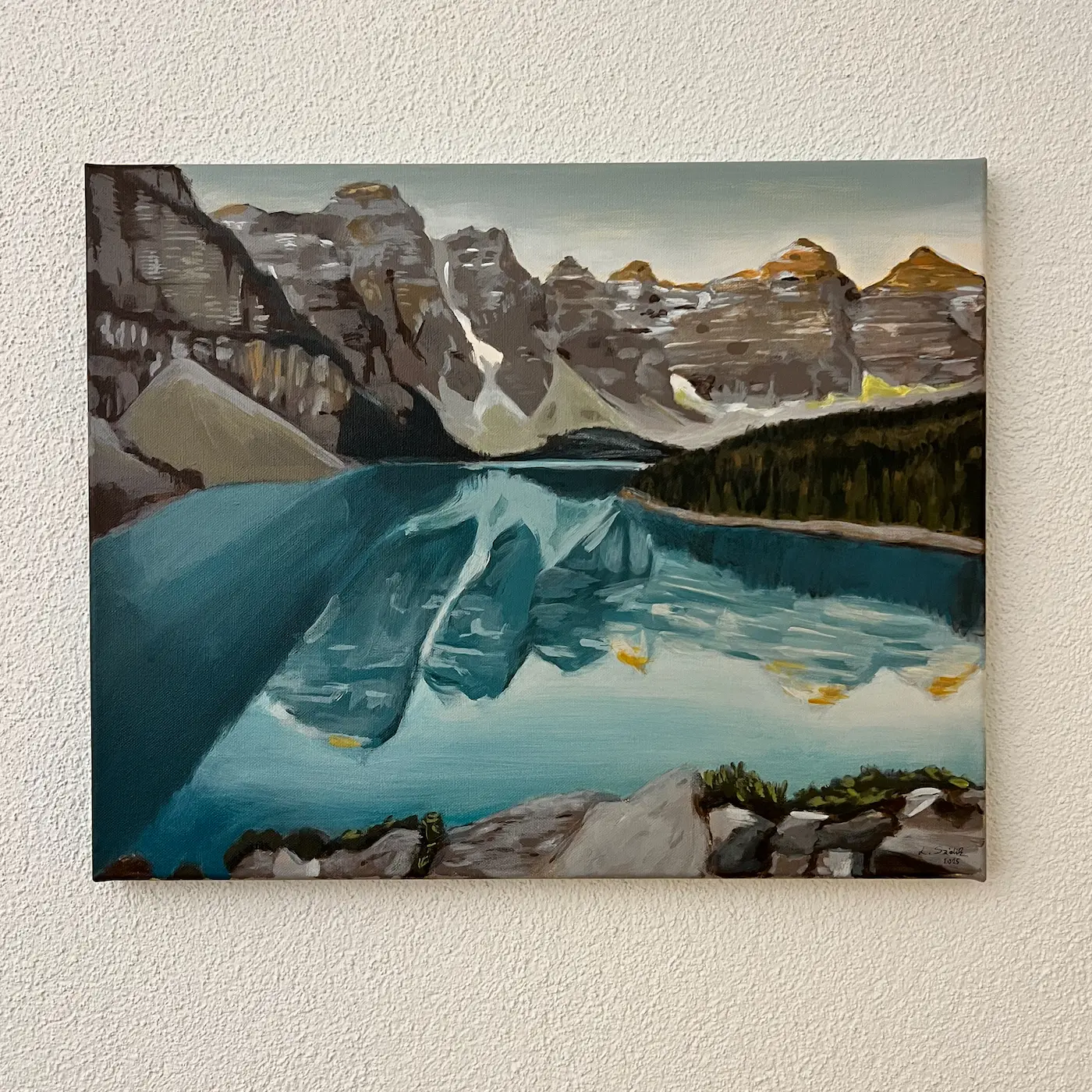 Where the lake meets mountains